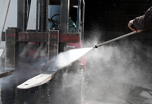 Best Commercial Pressure Washing  in River Park, FL